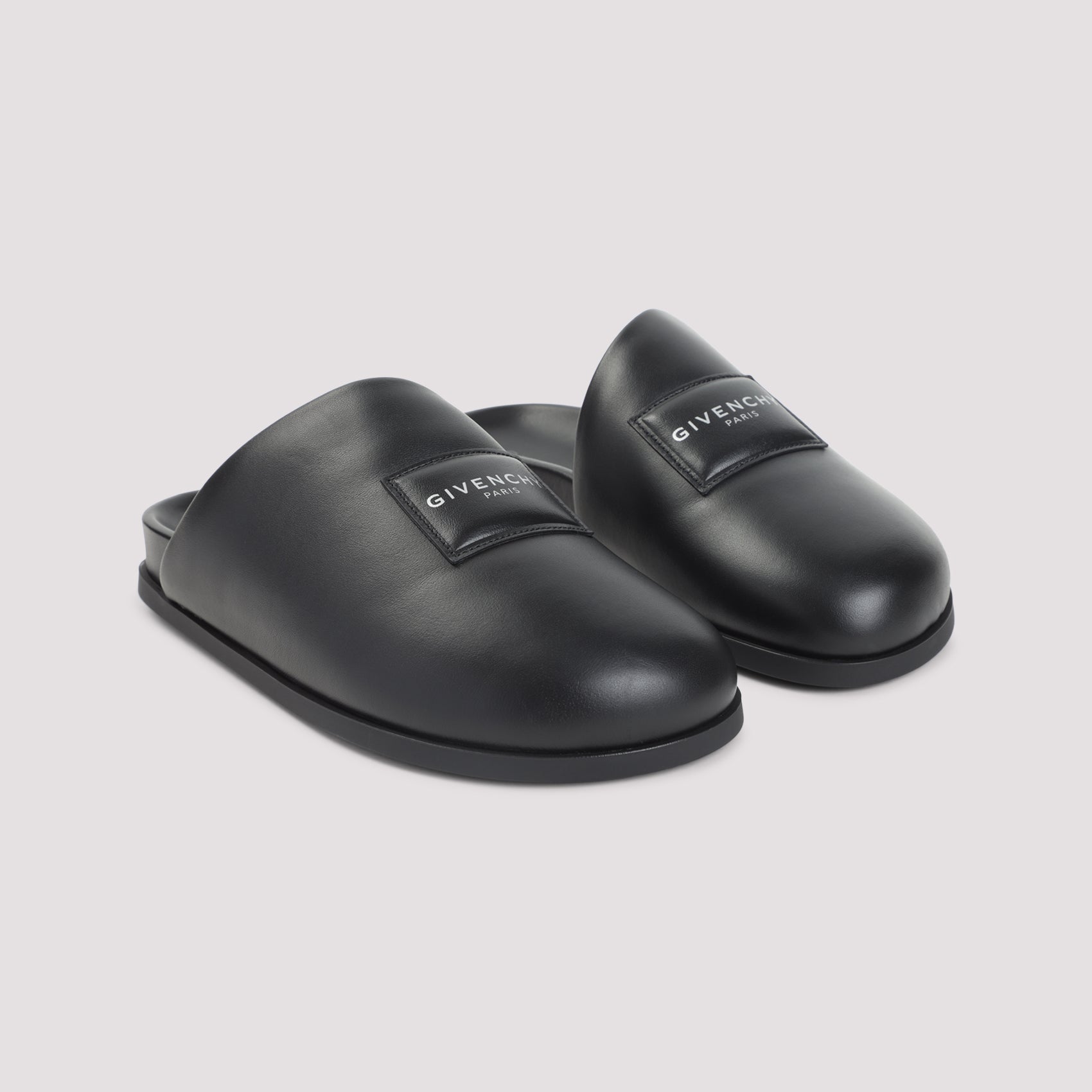 Givenchy Mules - Black | 764a69608207ea69f57040638bdc7264013fcb0c