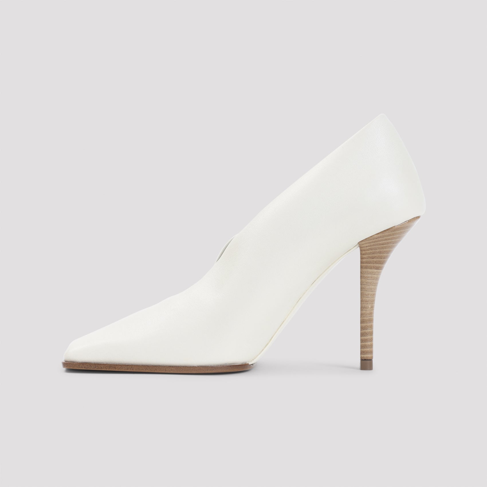 Ala√èA Pumps - Nude & Neutrals | a9a47a410f8adb13ccb0747576eb6de776742c10