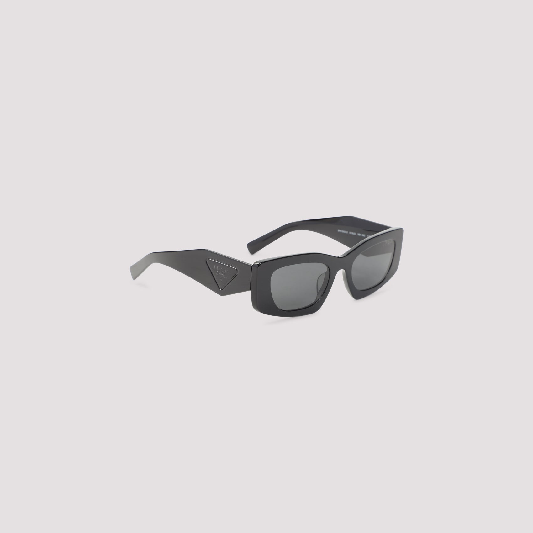 Prada Eyewear Sunglasses - Black | 6ca799437a8ace85ea558be378f3312fc4bafa3f