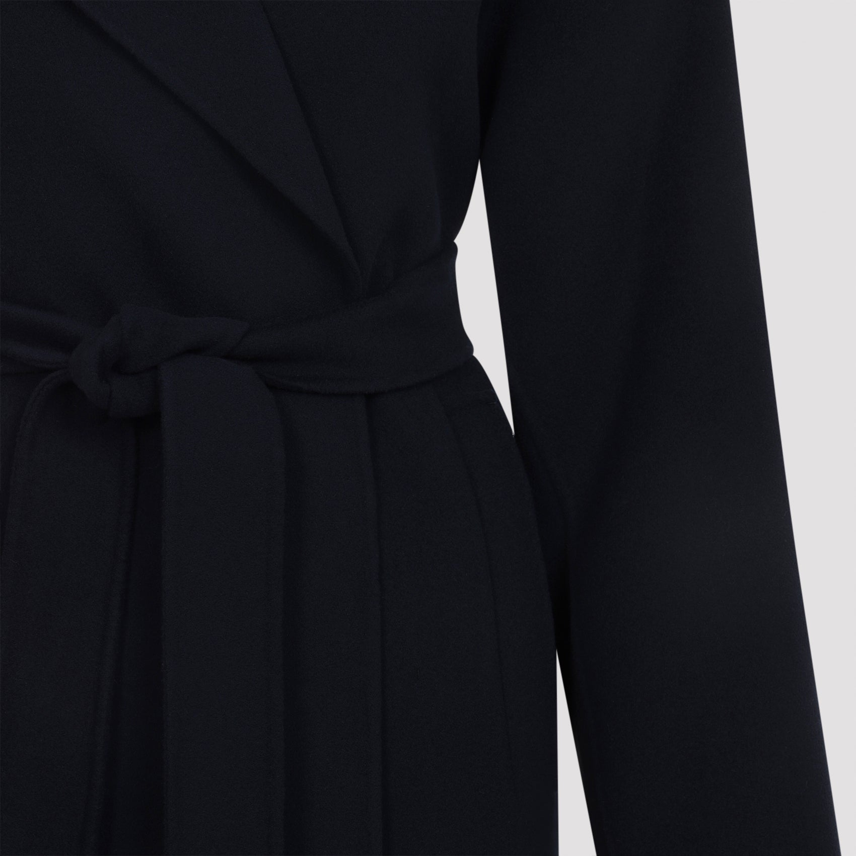 Max Mara`S Double breasted & peacoat - Blue | fc2b17f2df6b8cb82122040a09d305ab4a161d97