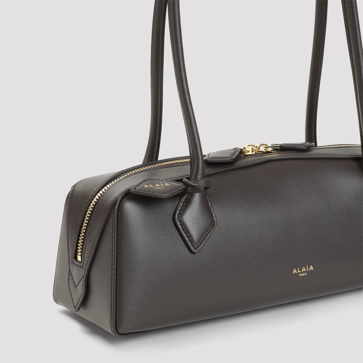 AlaÏA WOMEN BAGS - Brown | 7022f5a6984984c44d19c099762597ee7c3db163