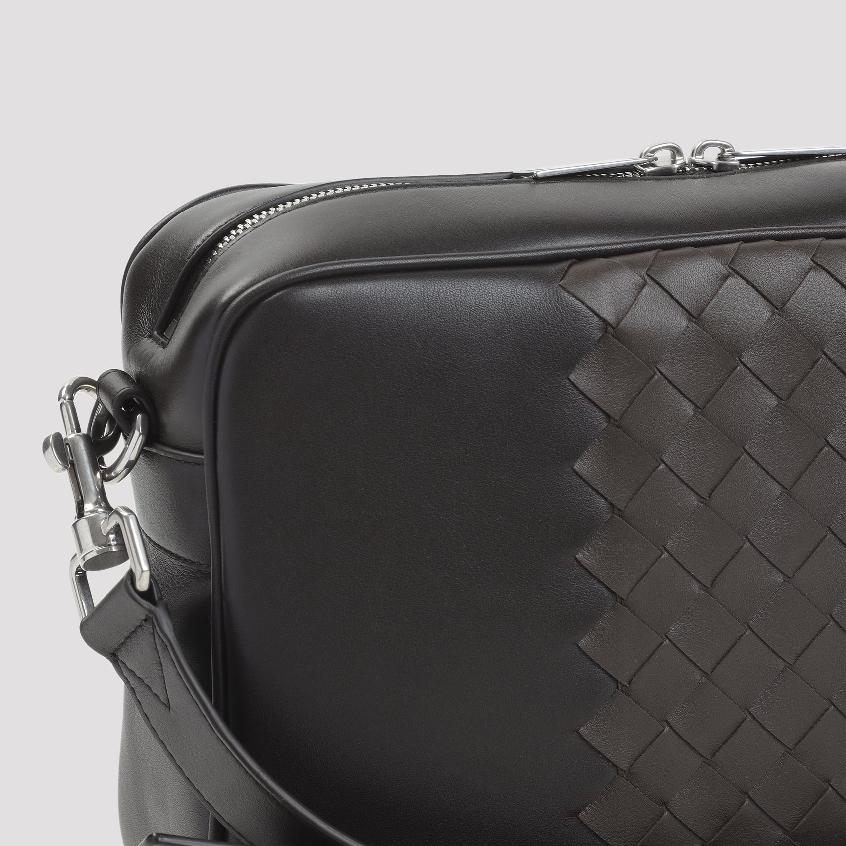 Bottega Veneta Shoulder Bags - Brown | 3fa687b921829905f8e5b893139d589d5968ded8