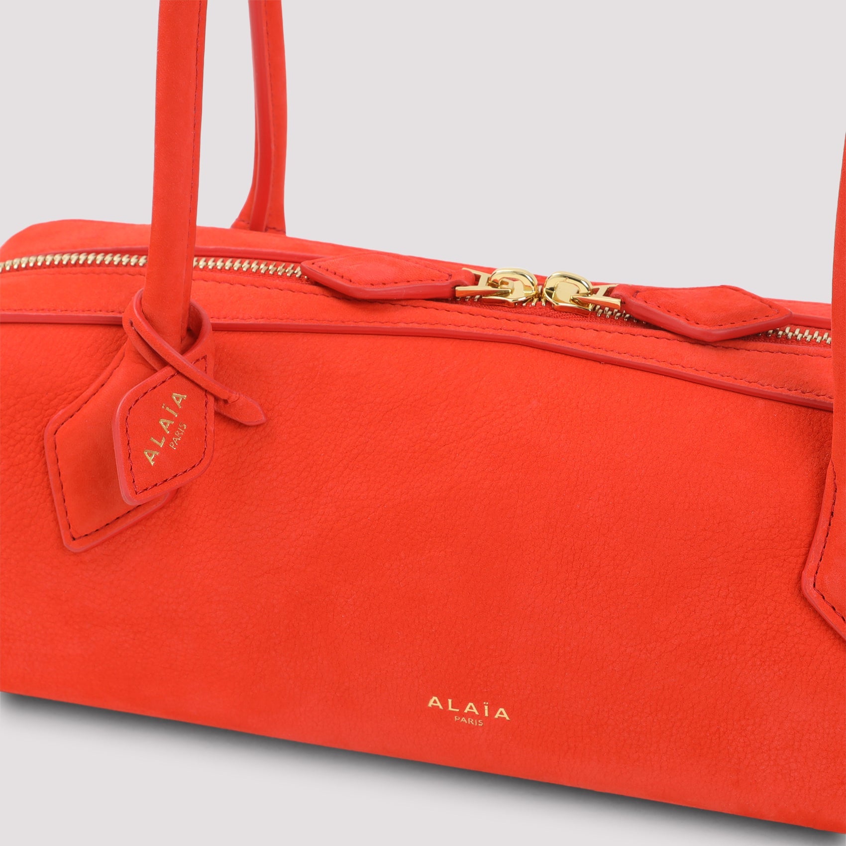Ala√èA Shoulder Bags - Yellow & Orange | b1cc1696083f187c506a4adce80c35517acee9bb