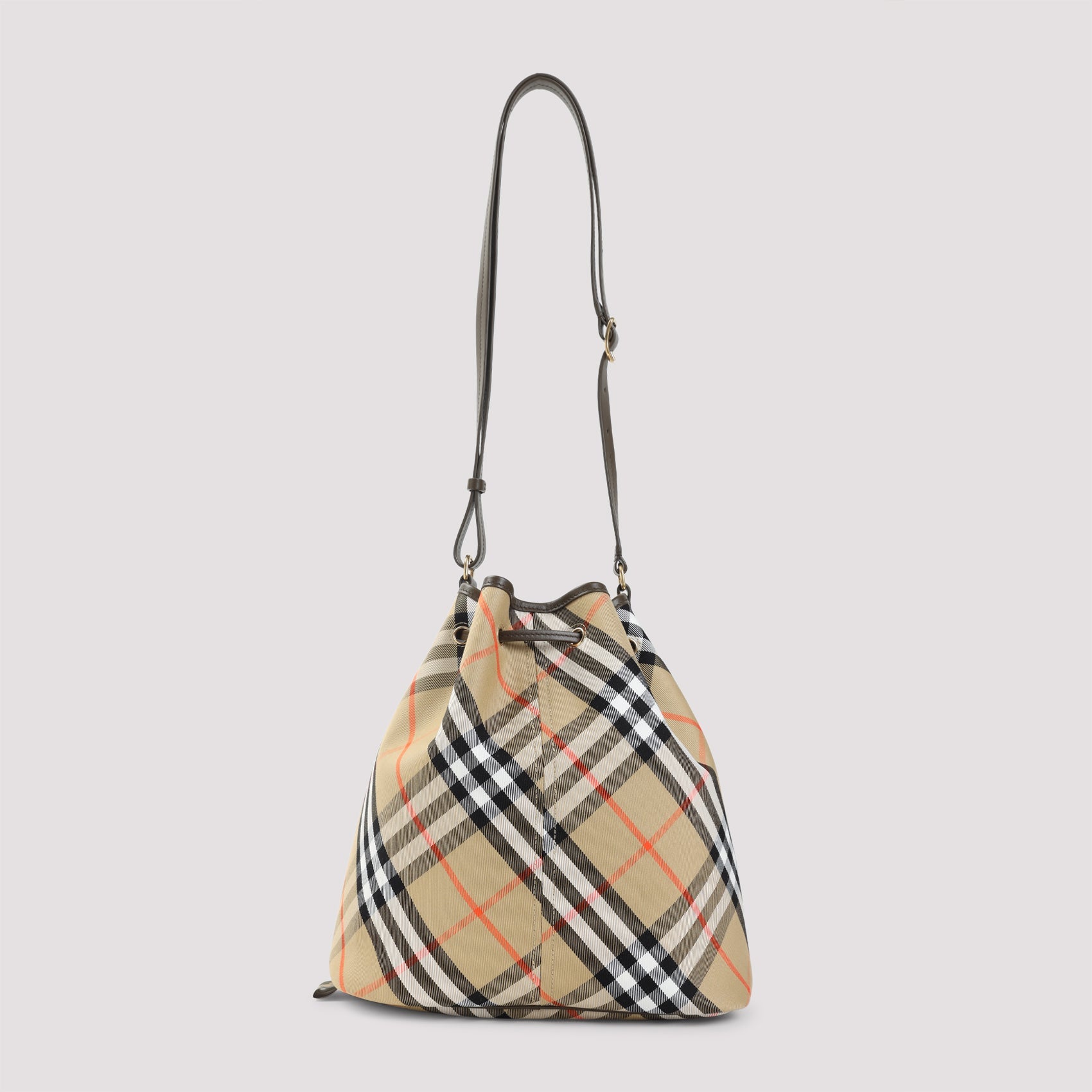 Burberry Shoulder Bags - Nude & Neutrals | 176d99fc0dbfa8ed61faea0c8bab076e5ebc56ac