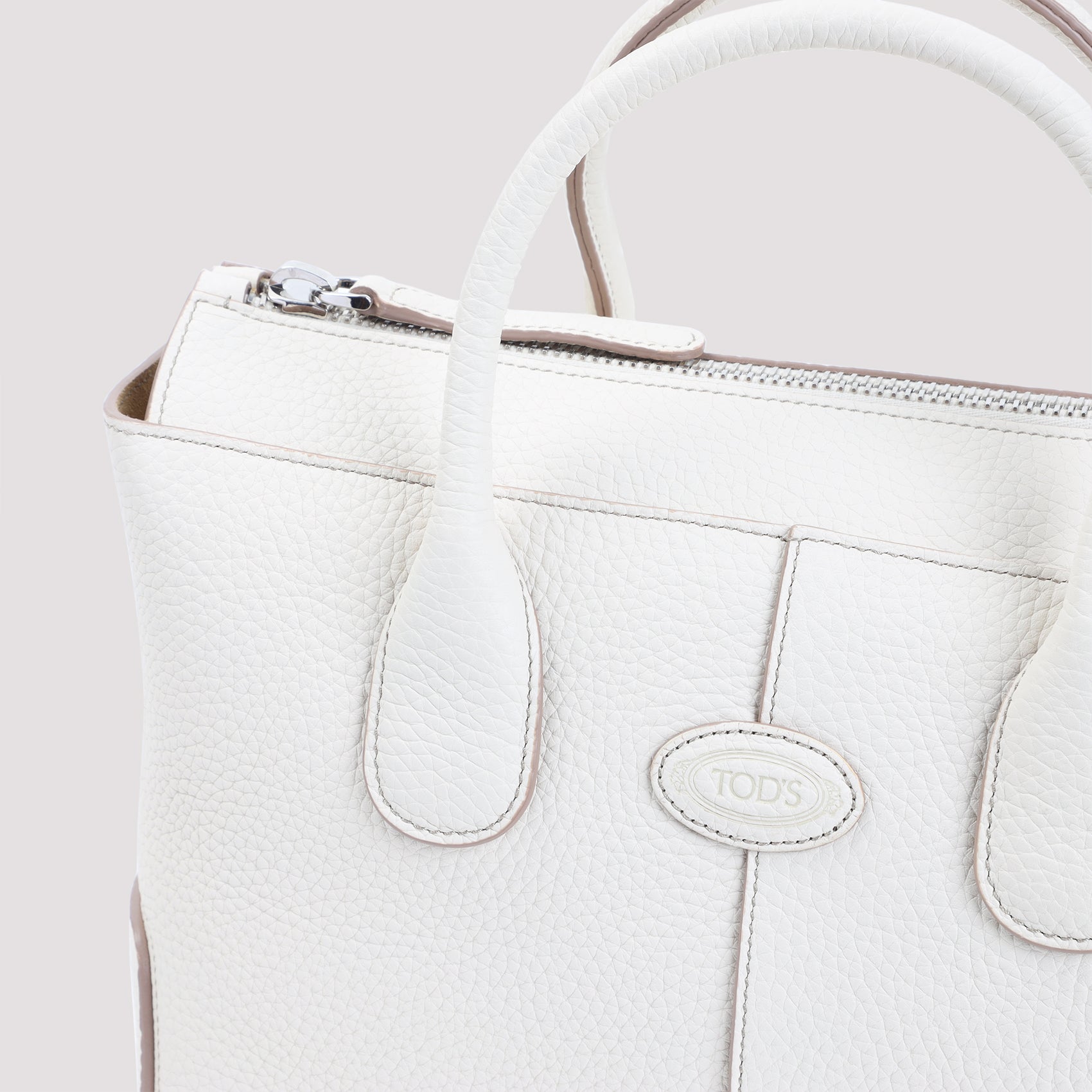 Tod`S Shoulder Bags - Nude & Neutrals | 15cf1f40334c5e176929c0f03ad0fe51d602ea63