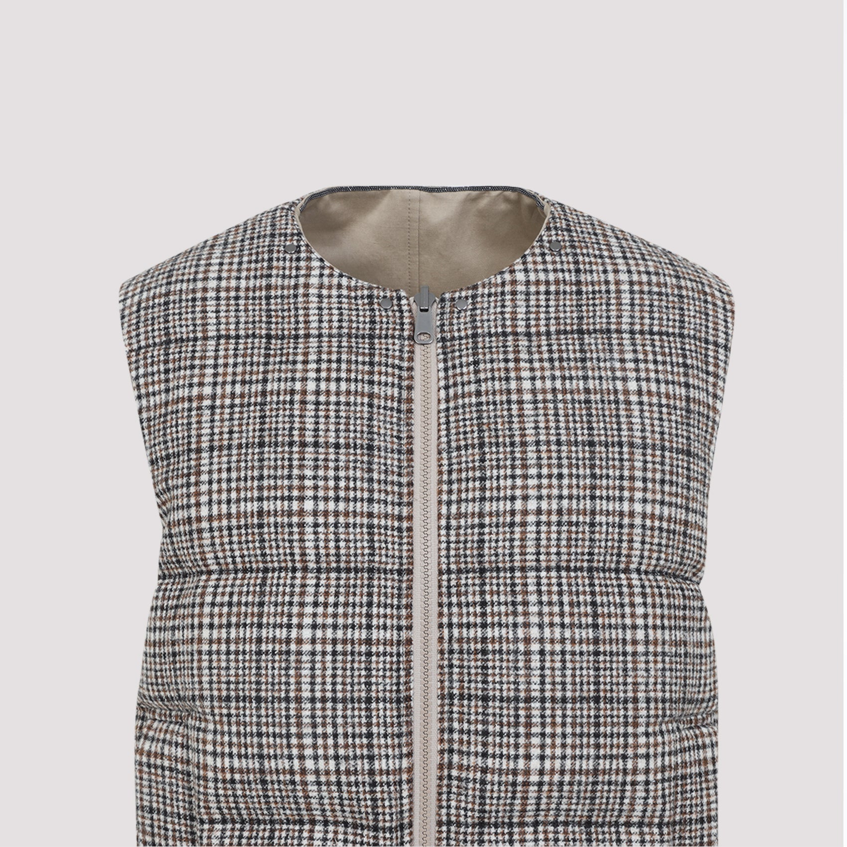 Brunello Cucinelli Gilet - Nude & Neutrals | 7d12e5192ef2442d54b7ef8e1b4cdd22aa30e81d
